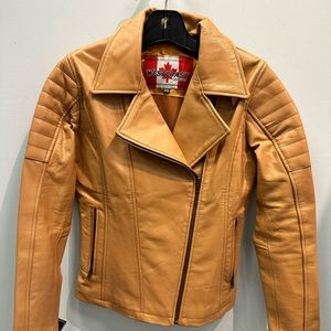 Classic style Fashion Leather Jacket Tan